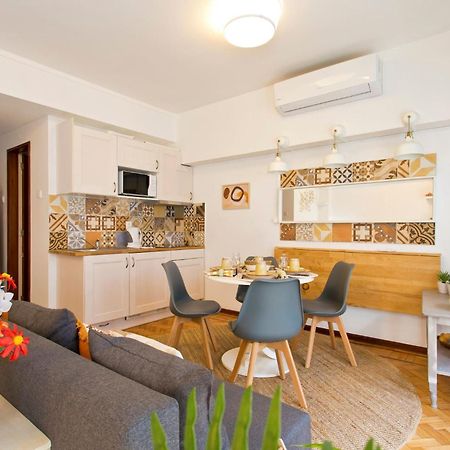 Aposentus - Downtown Bright Apartment Порто Екстериор снимка