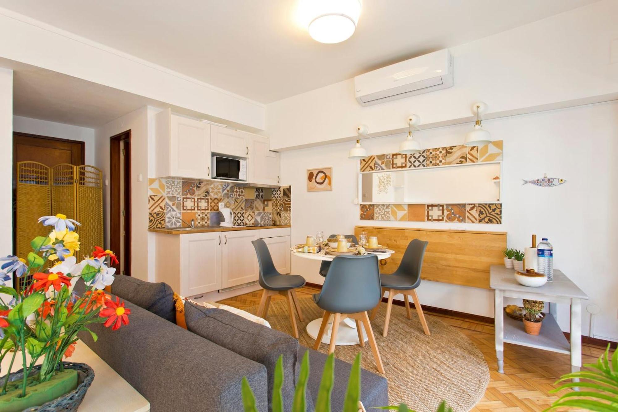 Aposentus - Downtown Bright Apartment Порто Екстериор снимка